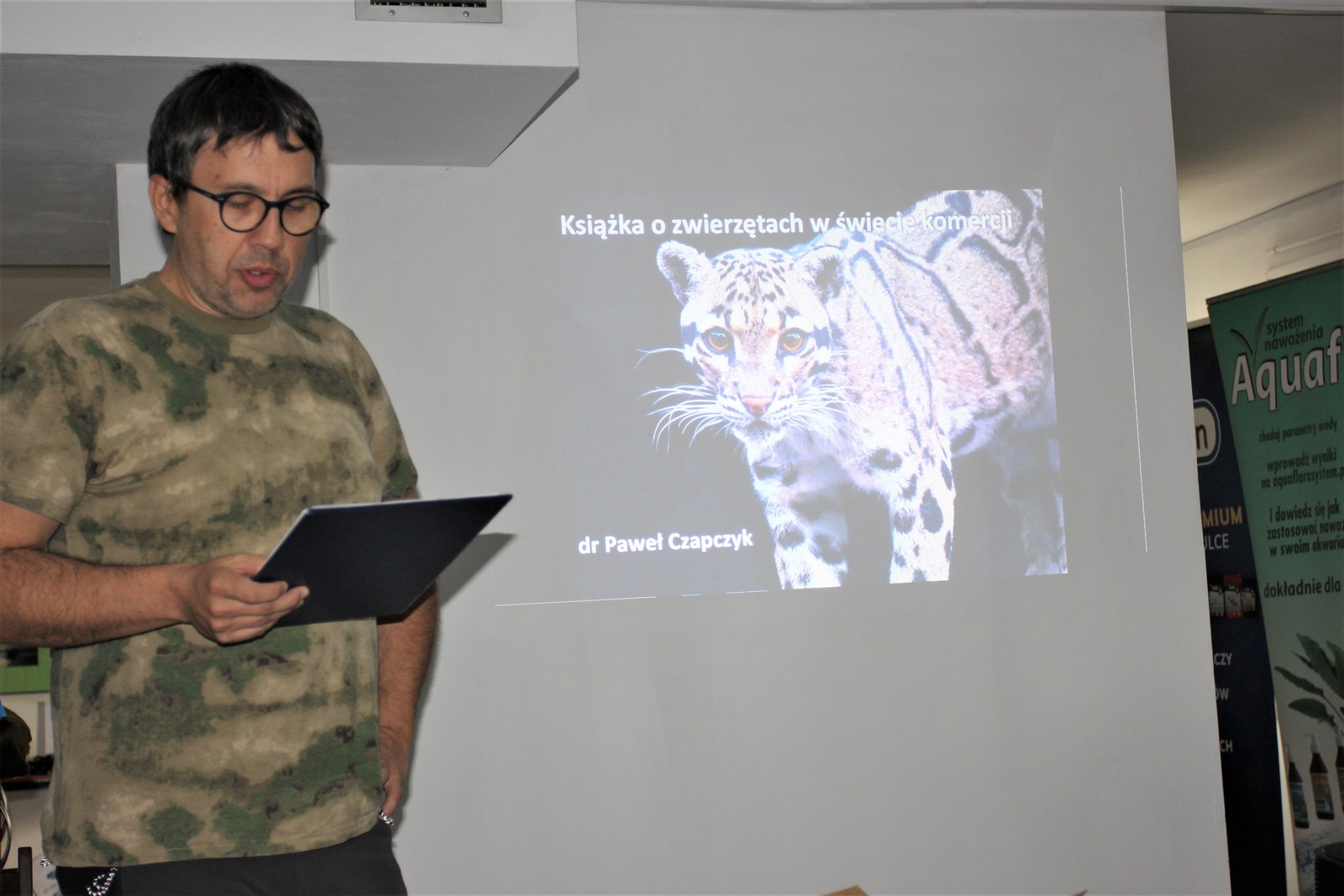 Prelekcja, Paweł Czapczyk (Magazyn Akwarium) - „Książka o zwierzętach w świecie komercji”